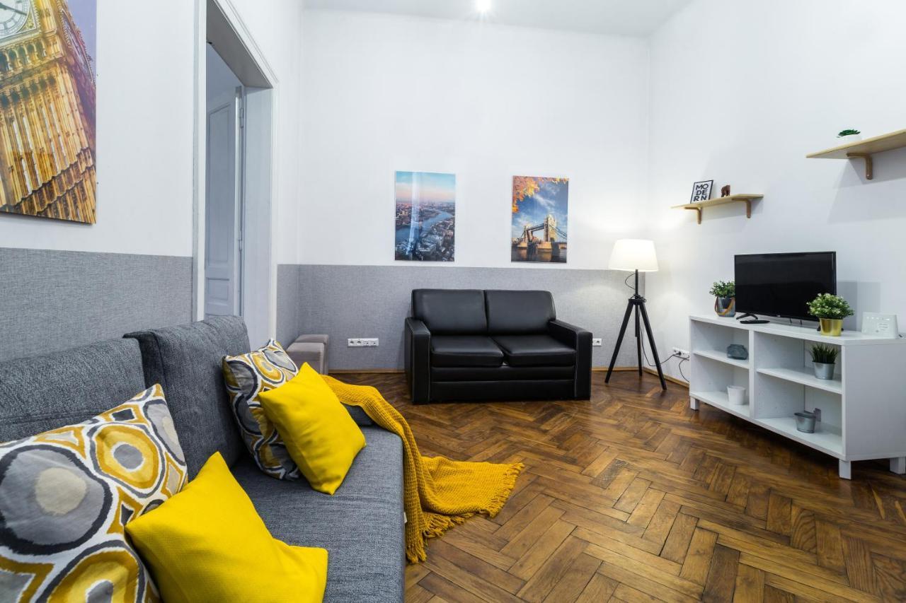 Wawel Cracow Old City Apartments - Friendhouse Apartments Krakow Luaran gambar