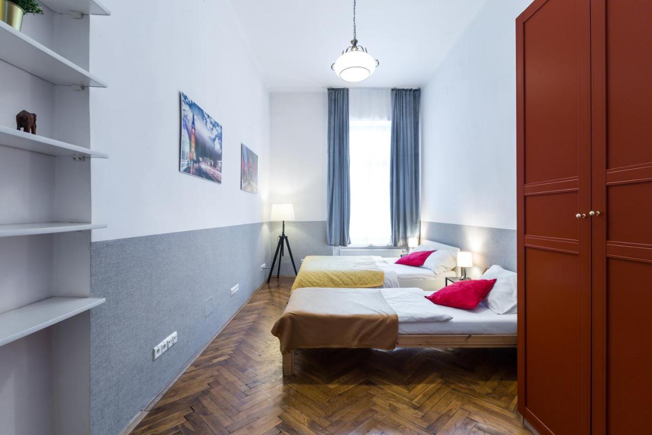 Wawel Cracow Old City Apartments - Friendhouse Apartments Krakow Luaran gambar