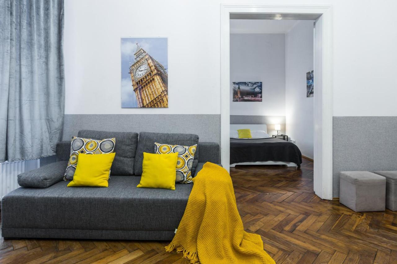 Wawel Cracow Old City Apartments - Friendhouse Apartments Krakow Luaran gambar