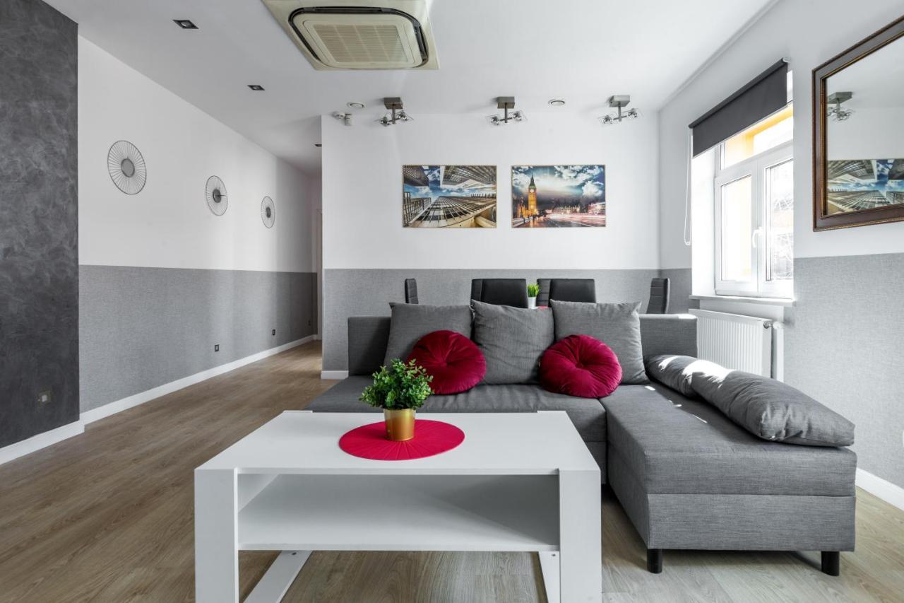 Wawel Cracow Old City Apartments - Friendhouse Apartments Krakow Luaran gambar