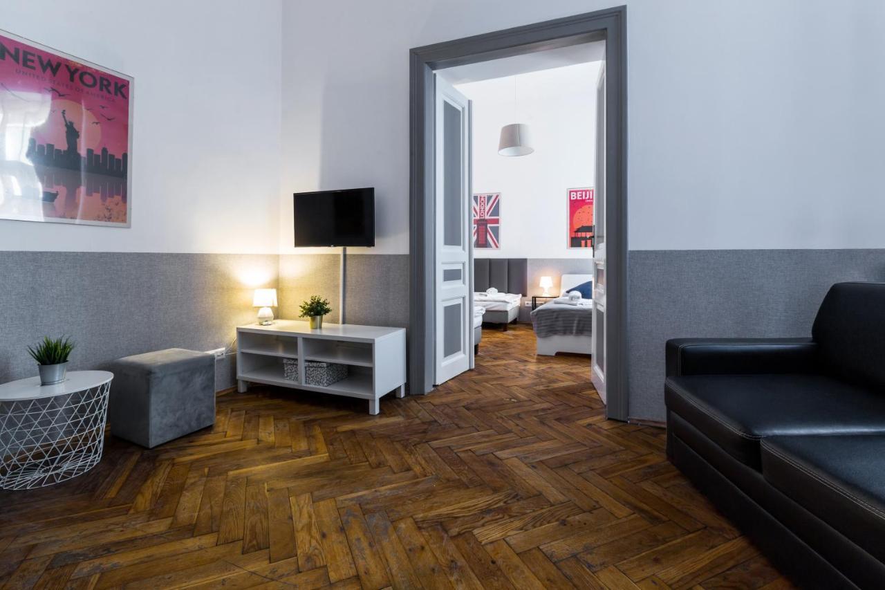 Wawel Cracow Old City Apartments - Friendhouse Apartments Krakow Luaran gambar